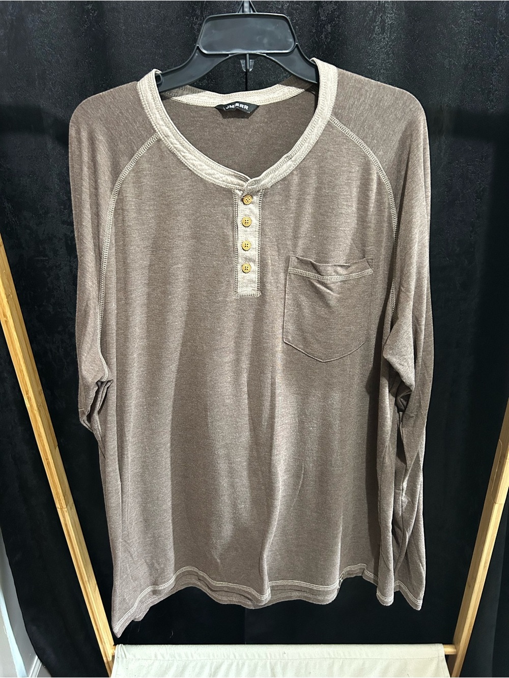 Men's Long-Sleeve Henley Shirt in Taupe